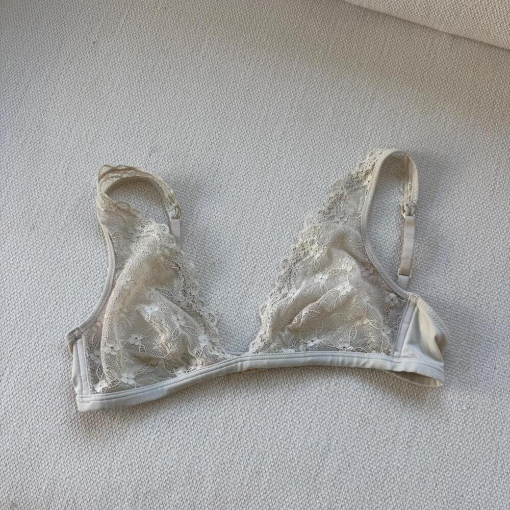 Intimissimi ivory lace sheer bralette